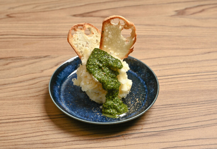 ▼バジルとチーズ香るポテトサラダ