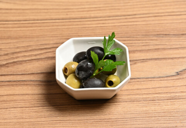 ▼オリーブ盛り合わせ