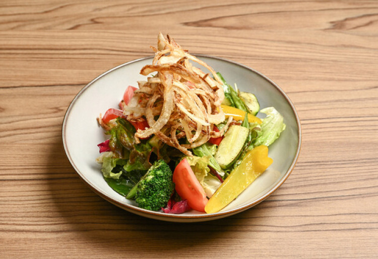 ▼ 特製！Ｒ＇ariatteサラダ